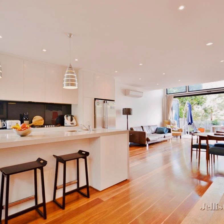 3 Bed, 2 Bath - Photo 1