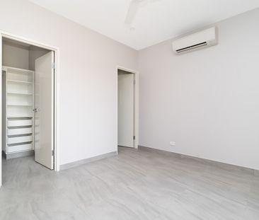 STYLISH FAMILY HOME ON A PRIVATE CORNER BLOCK! - Photo 3