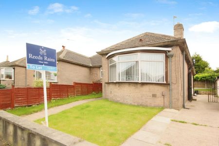 2 bedroom bungalow to rent - Photo 2