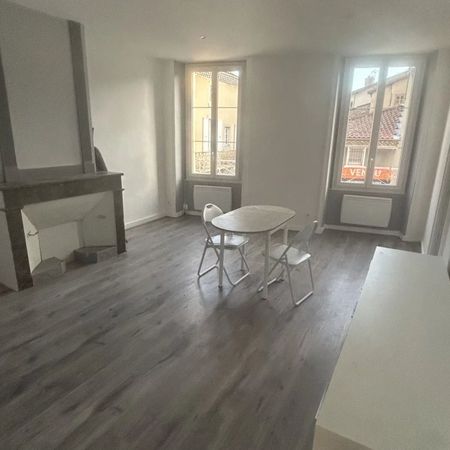 Location Appartement 3 pièces 60 m2 à Tournon-sur-Rhône - Photo 4