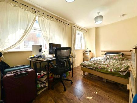 5 bedroom terraced house to rent - Photo 2