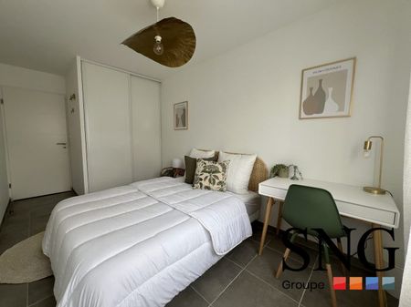 T3 AVEC TERRASSE ET DEUX PARKINGS - Photo 4