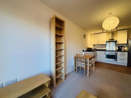 1 bedroom flat to rent - Photo 5