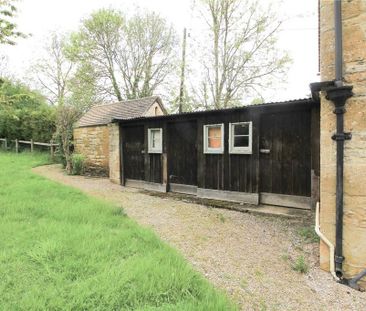 2 bedroom end of terrace house to rent - Photo 5