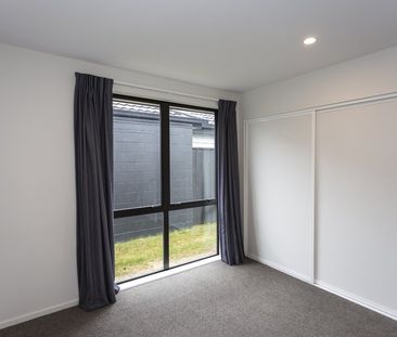 Lovely 3 bedroom family home in Rolleston! - Photo 5