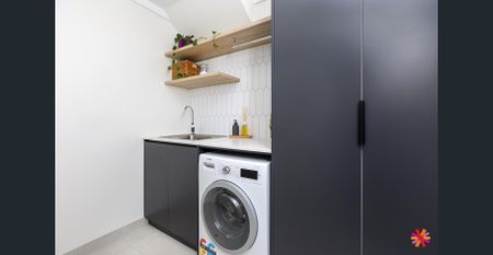 BEAUTIFUL TOWNHOUSE - Photo 3