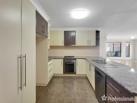 3/6 Yoogali Street, Glenfield Park NSW 2650 - Photo 2