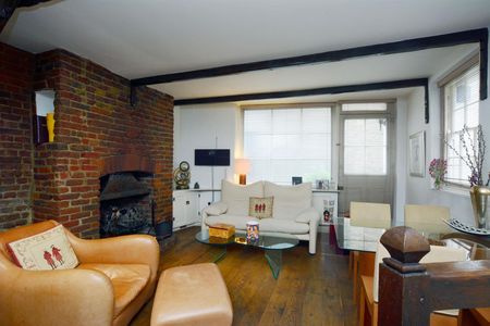 Golden Yard Hampstead Village NW3 - Photo 4