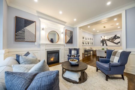 For Lease - 317 Sutherland Drive, Toronto, Ontario - Photo 2