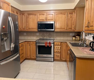 For Lease - 3408 Water Lily Court, Mississauga, Ontario - Photo 4