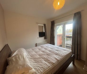 Princess Mary Close, Guildford, Surrey, GU2 - Photo 6