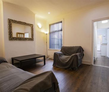 4 bedroom house to rent - Photo 2