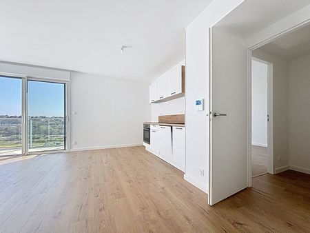 Apartment - Photo 2
