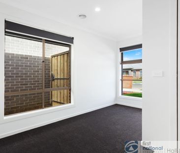 40 Dodson Road, Officer - Photo 5