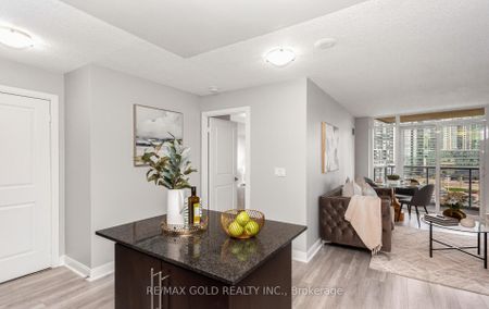 For Lease - 330 Burnhamthorpe Road Unit# 804, Mississauga, Ontario - Photo 2