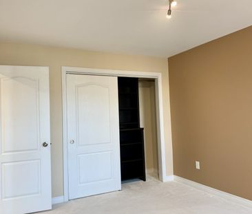 For Lease - 36 Pearl Drive, Orillia, Ontario - Photo 6