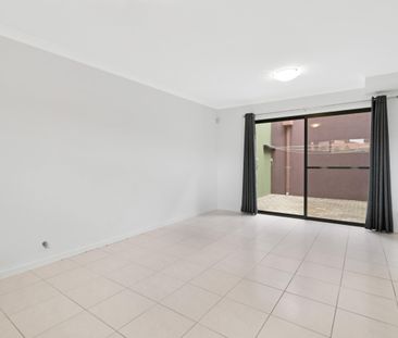 15b Leeder Street - Photo 6