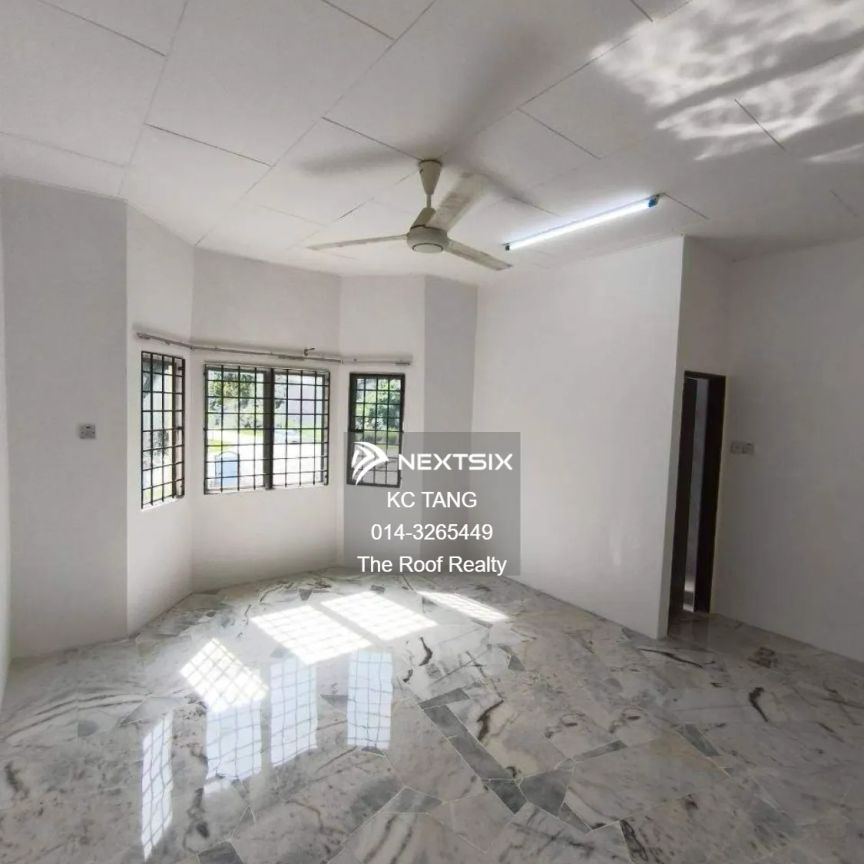 Taman Bunga Raya - Photo 1
