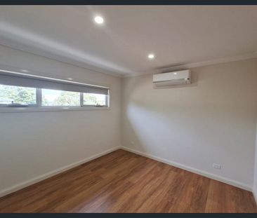 Luxury meets Location - Photo 3