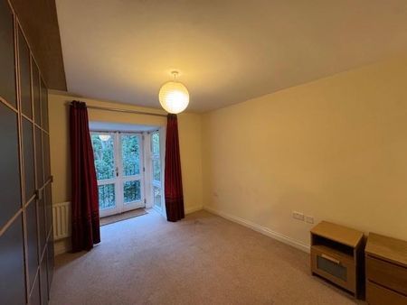 2 bedroom flat to rent - Photo 2