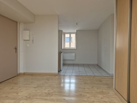 Location Appartement 1 pièce 22m² ST OMER 62500 - Photo 2