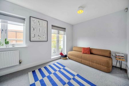 St. Francis Place, Balham, SW12 - Photo 4