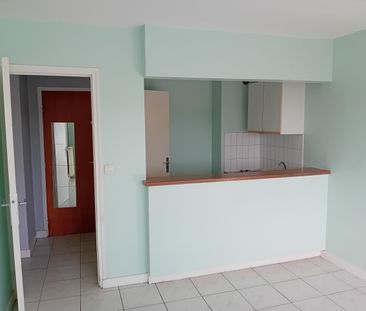 Location Appartement 2 pièces 32m² - Photo 3