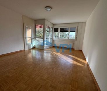 Bright 4-room apartment on 4th floor with balcony and parking in Me... - Foto 2