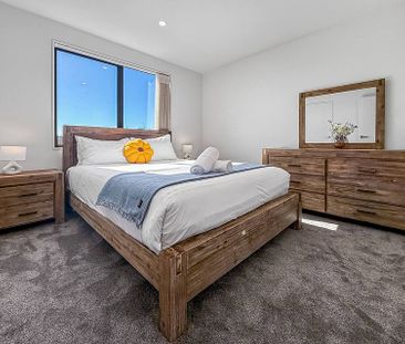 Brand New 3 Bed at Burswood - Fully Furnished - Photo 5
