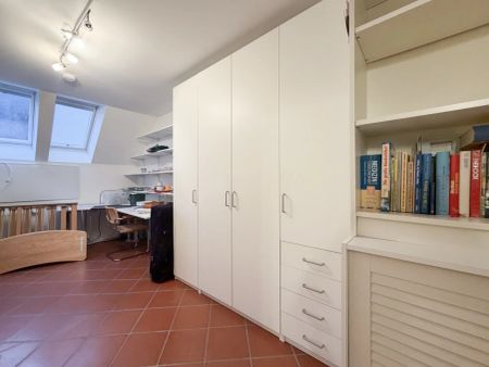Großzügige 3-Zimmer-Wohnung in Gösting mit Balkon, Carport und viel Platz zum Wohlfühlen - Photo 2