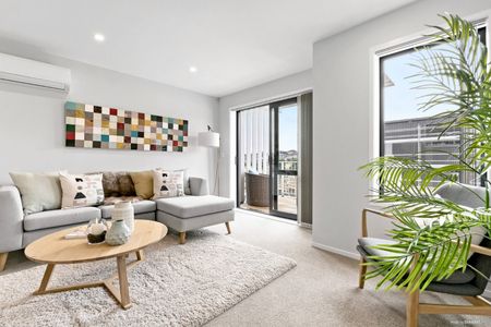 57 Weir Lane, Silverdale - Photo 2