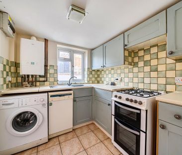 2 bedroom terraced house to rent - Photo 2