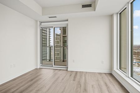 For Lease - 8960 Jane Street Unit# 2220, Vaughan, Ontario - Photo 5