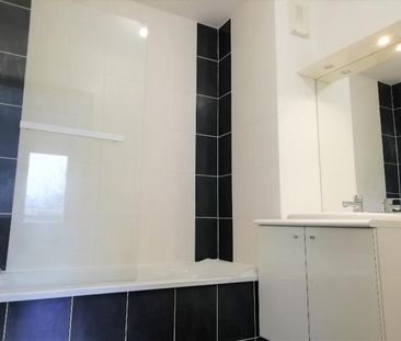 Location Appartement 2 pièces 48m² NANTES 44300 - Photo 4