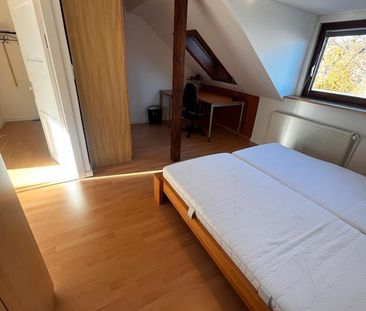 Helle 2 Zimmer Wohnung, EBK,Große Terrasse, Möbliert - Photo 1