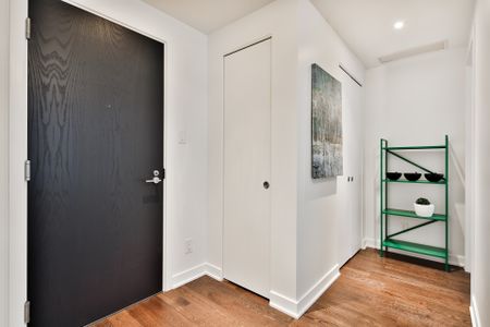 Condo for rent, Montréal (Ville-Marie) - Photo 3