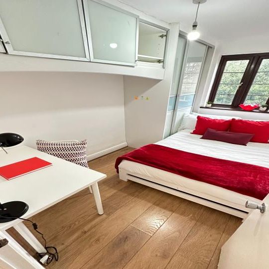 4beds Room Only - Photo 1