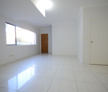 2 Bedroom Townhouse!! - Photo 5