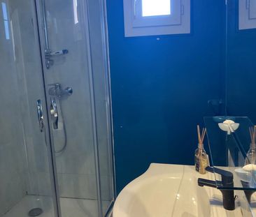 Location Appartement 3 pièces 54m² GRASSE 06130 - Photo 2