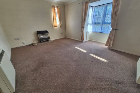 Elizabeth Court - Photo 2
