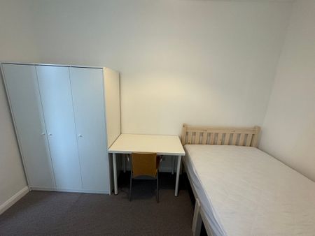 Lady Road, Burton Stone Lane - P10823 - Photo 5