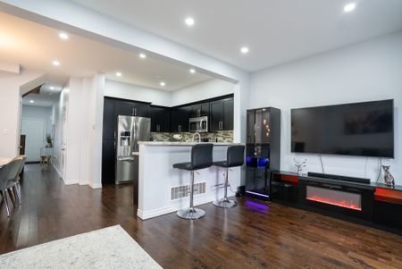 For Lease - 9 Hampton Brook Way Unit# 62, Hamilton, Ontario - Photo 2