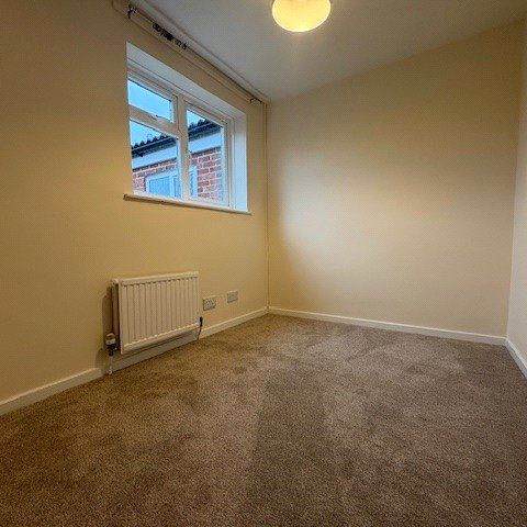 3 bedroom terraced to rent - Photo 1
