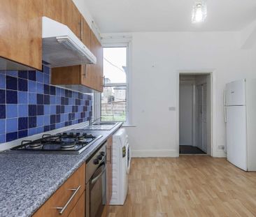 Price £1,800 pcm - Available 12/01/2026 - Unfurnished - Photo 6