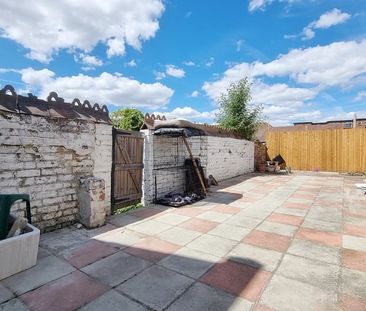 2 Bed Terraced House, Rolleston Road, CR2 - Photo 5