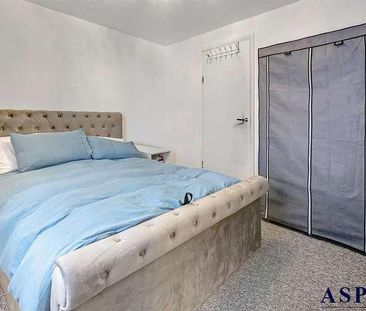 South Street, Brentwood, CM14 - Photo 2