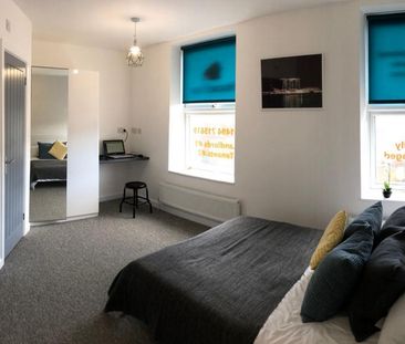 1 bedroom in a house share to rent - Photo 3