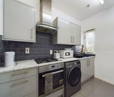 1 bedroom property to rent - Photo 3