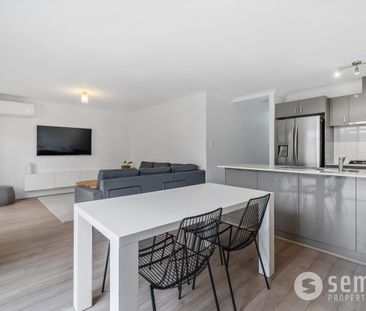 Beautiful and Ideally Located Family Home - Photo 2