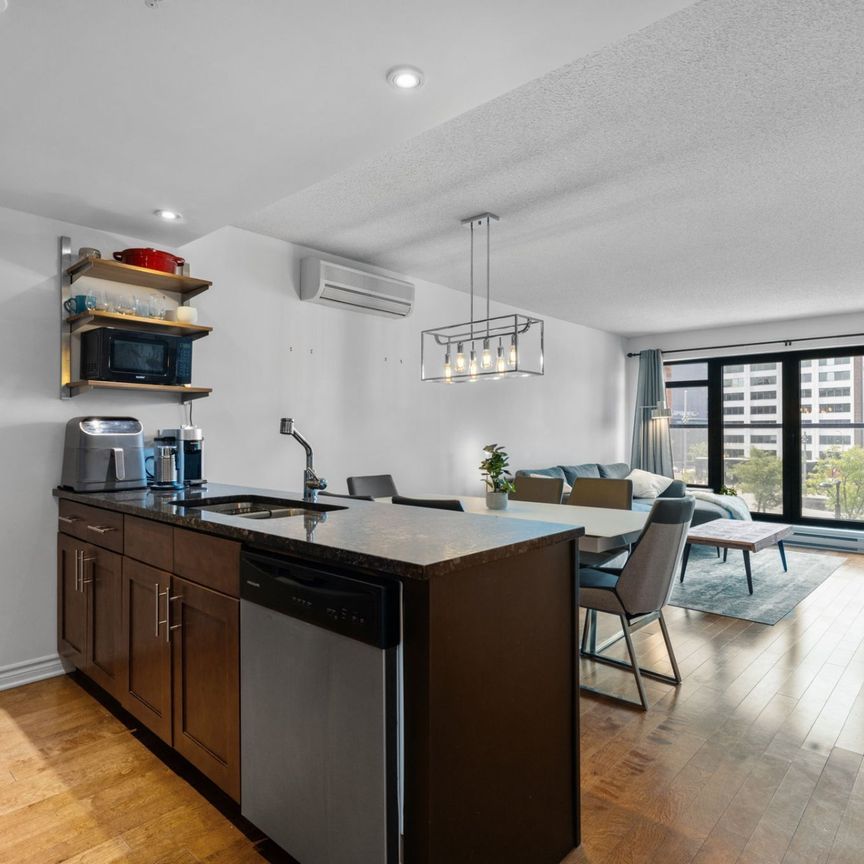 450 Rue St Antoine E., Montréal (Ville-Marie), QC H2Y - Photo 1